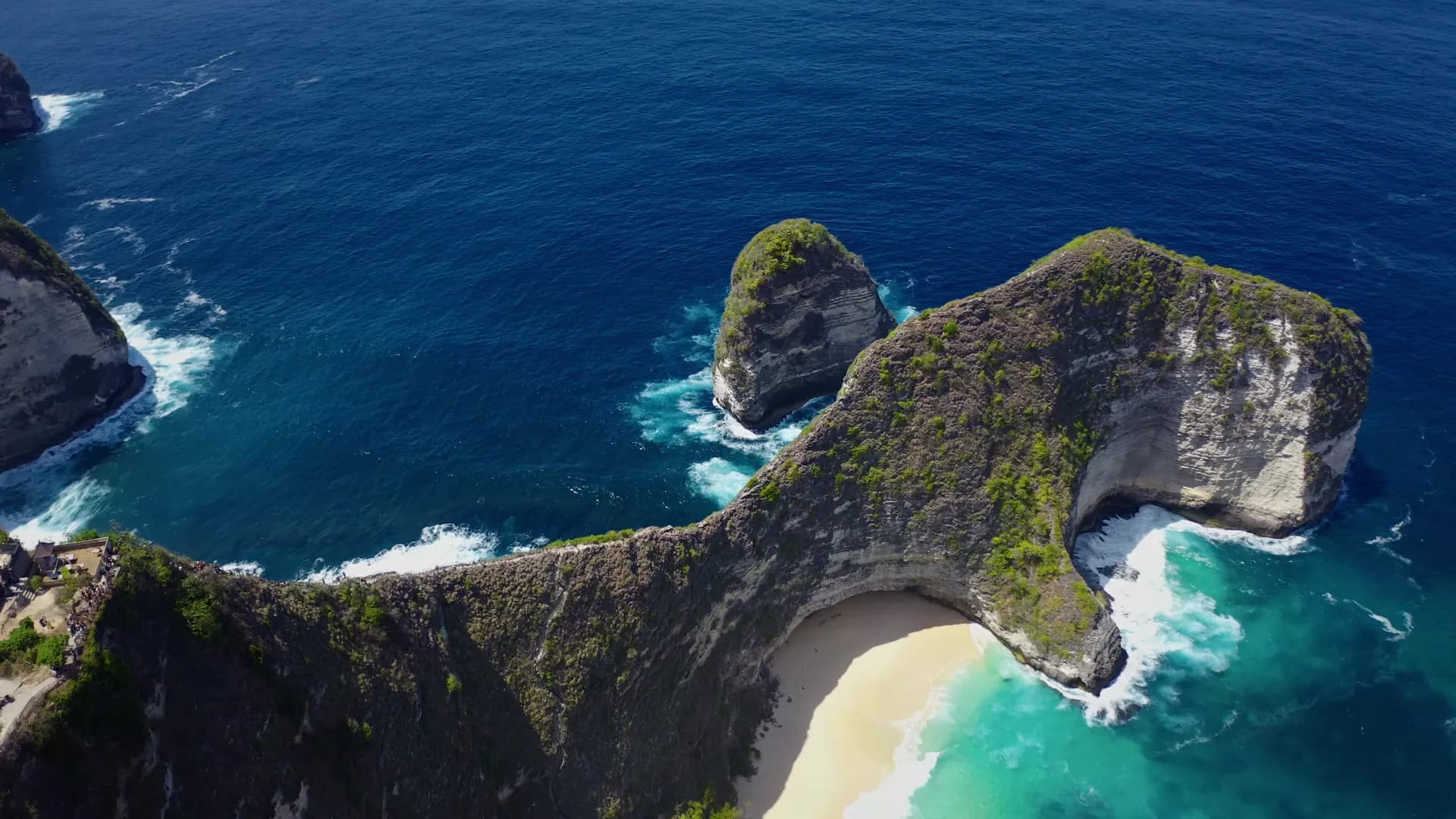 CangguSwap courier delivering Indonesian Rupiah cash in Bali